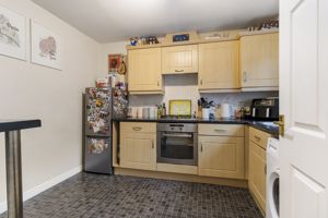 Kitchen- click for photo gallery